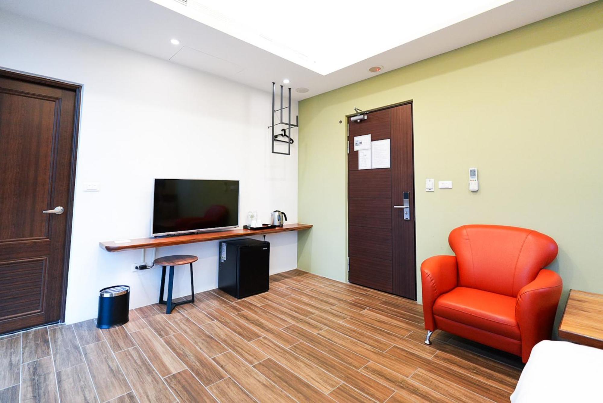 Zhaohong Homestay Yuchi Exterior photo