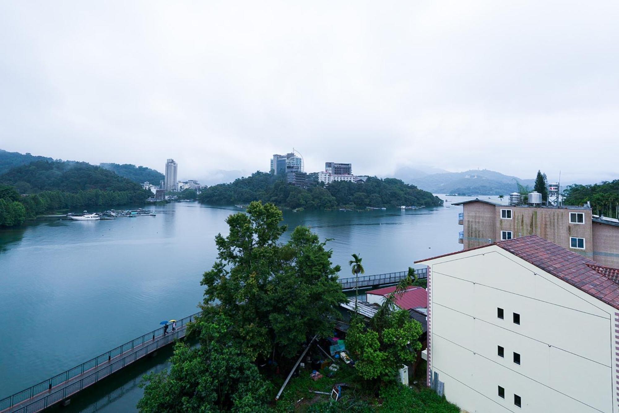 Zhaohong Homestay Yuchi Exterior photo